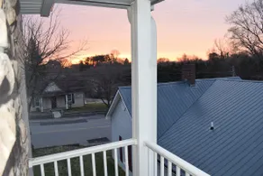Quiet, Clean & Secure 5bd/5ba Skinny House - Image 3