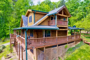 Private Wooded Cabin Near Dollywood with Game Room - Image 2
