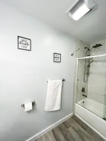 2BR 1BA Spacious Modern Suite 4 - Image 5