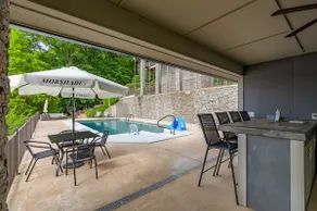 Family-friendly lake escape w/ pool & dock - Image 2
