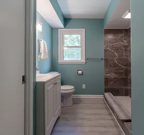 Cozy Remodeled 3BR Getaway Near Scenic Beaches! - Image 4