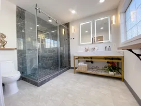 Exquisite 5BR Staycation Home close to Knott's Berry Farm and Disneyland - Image 3