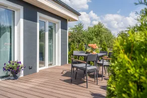 Perfect Family Escape – Playground & Free Parking - Image 4