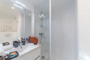 Aparthotel - Studio Double near Tram Les Carmes - Image 4
