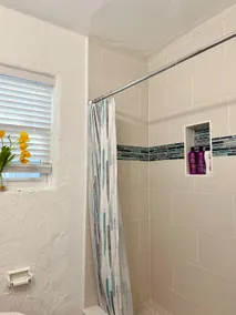 Spacious 1bed/1bth*pet friendly*free parking124A - Image 4