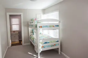 Cozy Little Shanty in the Heart of Mt. Pleasant - Image 5