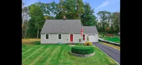 Great Location!! Saratoga Lake, Saratoga Track!! - Image 3