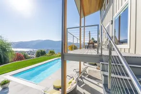 A Vineyard Stay, Savor the Serenity of Manson - Image 2