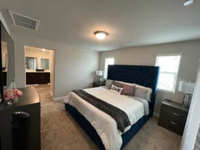Modern 3 BD home in gated community w/pool access - Image 3