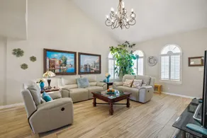 Resort Style Vacation Home - Image 2