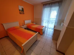 Gardapalace - Trilo Exec. Garden - Image 4