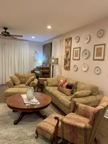 Super Charming Modern Cottage - Image 2