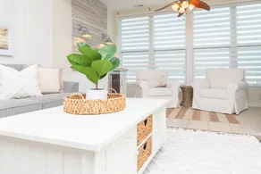 Newly Renovated 3 Bedroom Condo 10 Min to Beach - Image 3