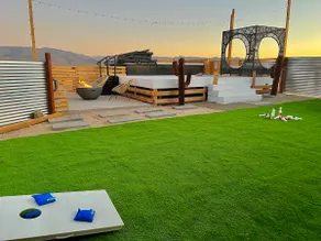 Hilltop Oasis- heated pool & spa plus great views! - Image 2