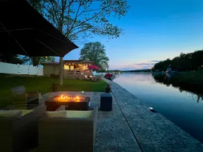 The Laid Back Lake Shack on Jimmerson - Image 2