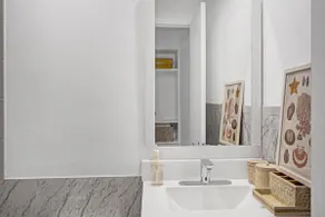 Relaxing loft 17 min to Hard Rock Stadium - Image 5
