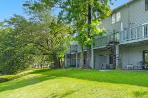 Tranquil Condo w/ Pond View - Image 3