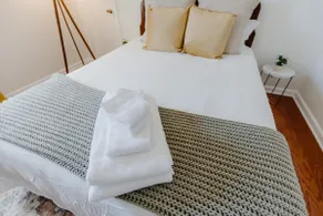Centrally Located 2BR Overton Square Unit 2 Fast WiFi Free Parking Yes Pets - Image 5