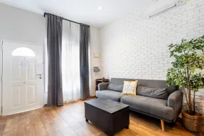 Stylish one bedroom apartment in Valencia. A1 - Image 2