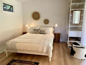 Charming guest suite with private entrance near UM - Image 3