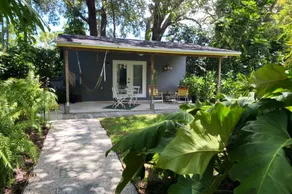 Charming guest suite with private entrance near UM - Image 2