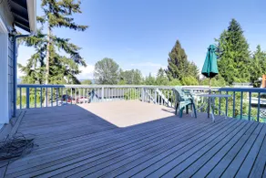 cozy 4-bedroom gorgeous home with comforting vibe - Image 3