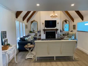 Unique cottage with a heated pool on the canal - Image 3