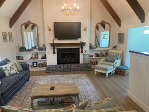 Unique cottage with a heated pool on the canal - Image 2