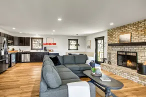 Cozy mountain home with Hot Tub and A/C - Image 4
