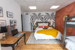 Warm house with free parking on site - Image 5