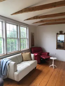 Huge Dreamy urban Artist-designed loft - Image 3