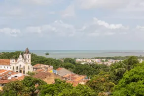 House with a view of the sea in Olinda - Image 5