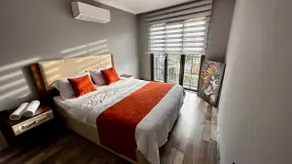 Great Location Private Rooms - Image 2