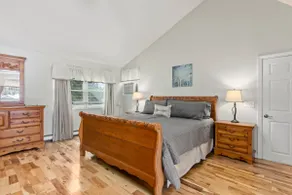 Impressive, 4 Bedroom Waterfront Home, King Suite - Image 3