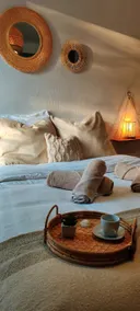 bright, cozy and quiet apartment close to the metro - Image 5
