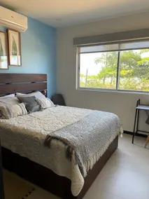 Beautiful oceanfront apartment, with a pool. - Image 2