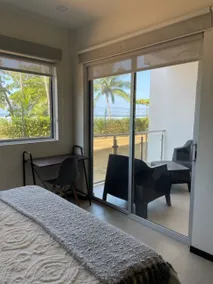 Beautiful oceanfront apartment, with a pool. - Image 3