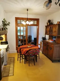 Village house in the heart of the village, close to all amenities - Image 5