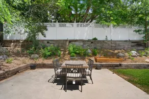 Huge Yard. Hot Tub. Playground. Trampoline. - Image 5