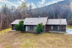 Expansive Mountainside Retreat Near Stowe, Smuggs, Jay - Image 2