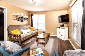 ⁂Centrally Located⁂Close to Downtown⁂Stocked Kitchen⁂ - Image 2