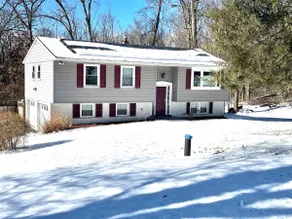 Beacon Beauty 4/2, Hot Tub,Pool,Wifi,1.5m to Town - Image 2