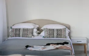 Oia's Sun Dream Living - Image 4