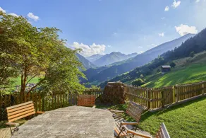 Farmhouse with garden and terrace with a view - Image 2
