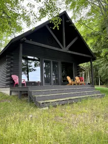 Wood Haven's Lakefront cabin with stunning views - Image 2