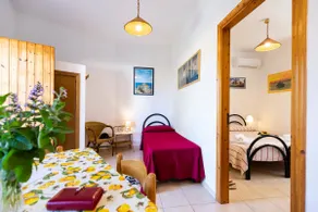 HibiscusUno Tropea Residence - Image 3