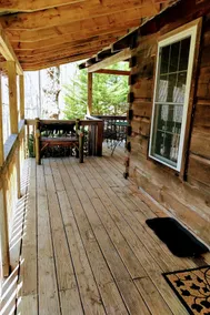 Hilltop Cabin - Image 3