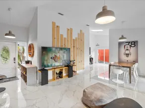 South Miami Gem! - Image 5