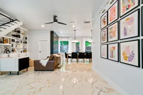 Luxury Mid Century Modern★Rooftop★Near Everything! - Image 4