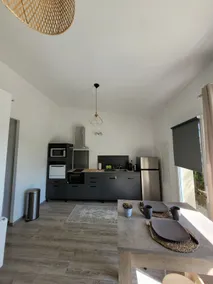Relaxing apartment in the heart of Toulonjac - Image 2